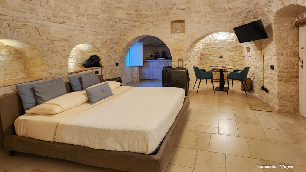 Alojamiento único Sur de Italia: trullo en Matera