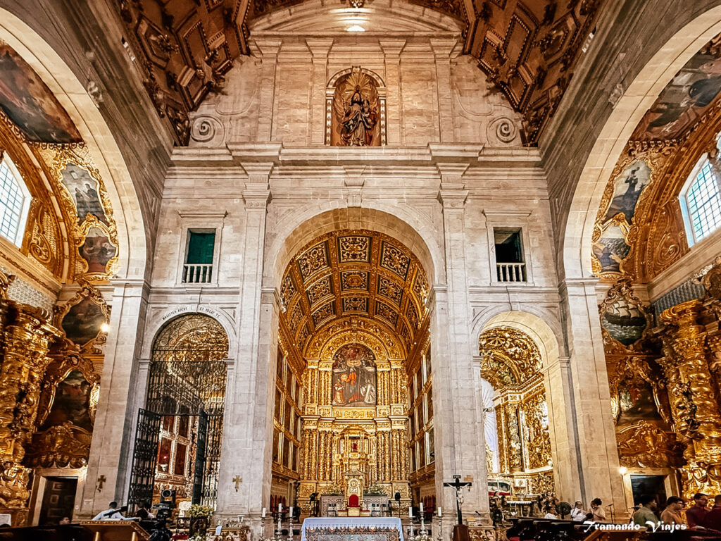 Interior de la Catedral Basílica de Salvador de Bahía