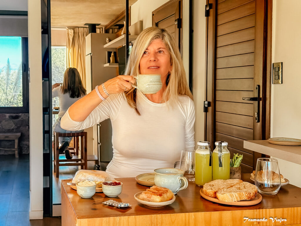 El desayuno se sirve directamente en la suite de la Singaldura