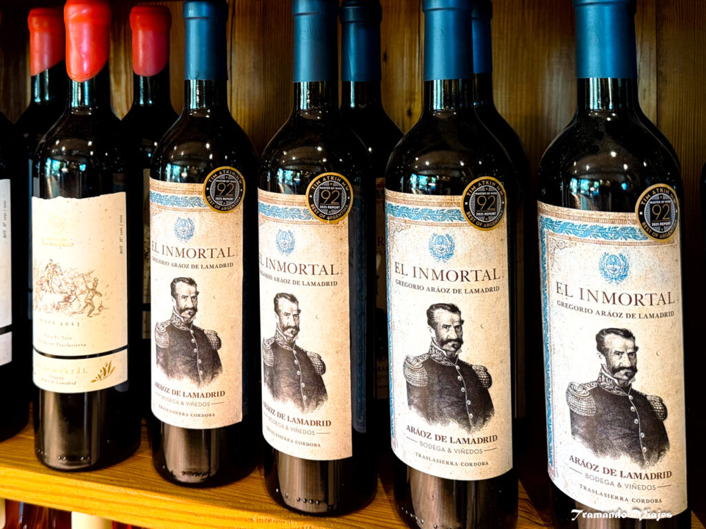 Etiquetas de la Bodega Araóz de Lamadrid