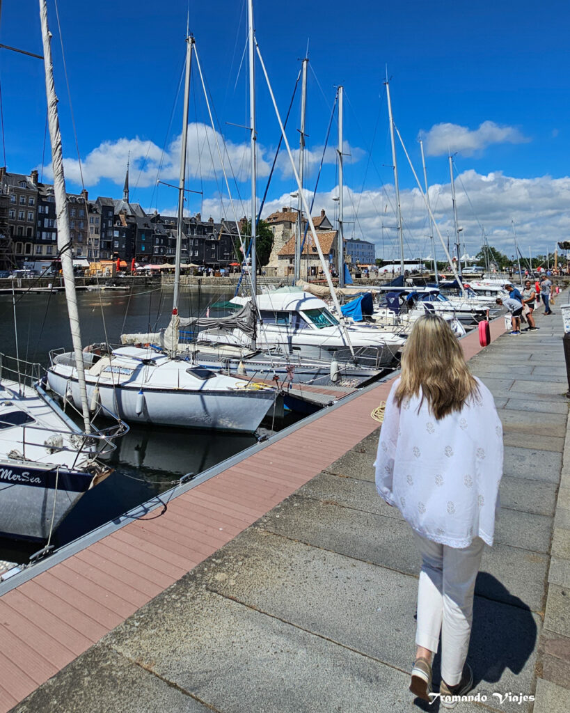 Quai Saint-Étienne en el barrio de L’Enclos de Honfleur